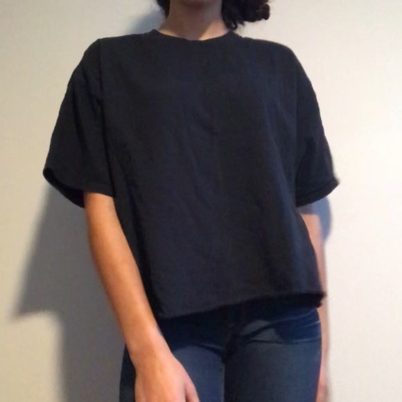 Plain black T-shirt - Picture 2 of 2